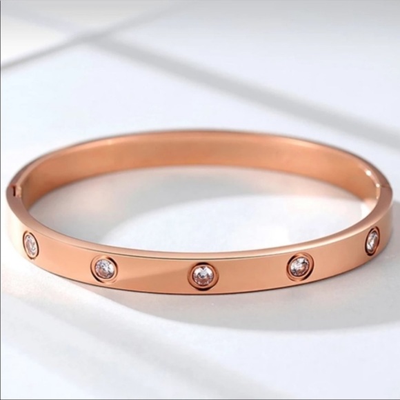 NEW 18K ROSE GOLD ROUND DIAMOND BANGLE BRACELET - Picture 4 of 6